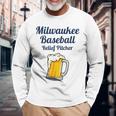 ミルウォーキービールと野球リリーフピッチャー 長袖Tシャツ 高齢者への贈り物