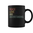 Peace Love And Understanding シャツ インスピレーションを与える引用 レトロ コーヒーマグ
