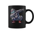 サングラスをかけたダブダンスのゴリラ猿 コーヒーマグ