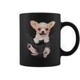チワワ犬愛好家のためのポケットに入った面白いチワワ犬。 コーヒーマグ