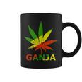 マリファナのガンジャ雑草の葉 ラスタカラー コーヒーマグ