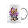 花を持つヨークシャー テリア 長袖tシャツ コーヒーマグ