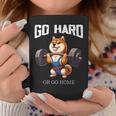 Go Hard Or Go Home 柴犬 犬 ウエイトリフティング フィットネス ジム コーヒーマグ 面白い贈り物