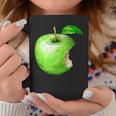 噛まれた青リンゴのイラスト コーヒーマグ 面白い贈り物
