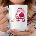 ゴルフをする面白い醜いクリスマスサンタ。 コーヒーマグ 面白い贈り物