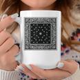 ホワイトブラックバンダナプリントtシャツ ペイズリー柄 コーヒーマグ 面白い贈り物