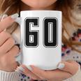 背番号 60 チーム短大スポーツ背番号付きユニフォーム コーヒーマグ 面白い贈り物