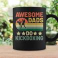Awesome Dads Do キックボクシング キックボックス キックボクサー コーヒーマグ ギフトのアイデア