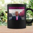 Daddy's Home President Donald Trump Pink Trumpelfie コーヒーマグ ギフトのアイデア