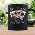 Im Just Here For The Pot ポーカーダイス カジノカード コーヒーマグ ギフトのアイデア