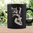 エレキギターを弾く猫 面白い猫ロッカー ロックショーで コーヒーマグ ギフトのアイデア