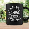 ダイビング I Work Well Under Pressure ダイビング・スポーツ ダイバーの言葉 コーヒーマグ ギフトのアイデア