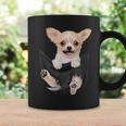チワワ犬愛好家のためのポケットに入った面白いチワワ犬。 コーヒーマグ ギフトのアイデア