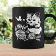 バラと蝶の猫、花柄 コーヒーマグ ギフトのアイデア