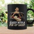 ピンナップガール クラシック オールドカー クラッシー ピンナップ生意気付き コーヒーマグ ギフトのアイデア