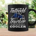 メンズ 普通のトラッカービッグリグトラックドライバーのようなタトゥーの入ったトラッカー コーヒーマグ ギフトのアイデア