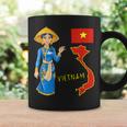 美しい笑顔のベトナムの女の子、旗とベトナムの地図 コーヒーマグ ギフトのアイデア