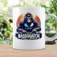 Bassquatch 音楽愛好家のためのサスカッチdjデザイン コーヒーマグ ギフトのアイデア