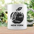 New York City The Big Apple Graphic New York City コーヒーマグ ギフトのアイデア