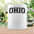Ohio バーシティスタイル テキスト フラッグ スポーツ アスレチック ジャージスタイル コーヒーマグ ギフトのアイデア