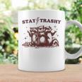 Stay Trashy Raccoon Opossum コーヒーマグ ギフトのアイデア