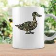 「鴨フラージュ」かも カモフラージュ 迷彩 ダジャレ 駄洒落 動物 鳥 カモ 鳧 カムフラージュ 兵士 軍隊 軍人 国防 コーヒーマグ ギフトのアイデア