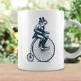 ビンテージのペニーファージング自転車に乗る粋なカエルのサイクリスト コーヒーマグ ギフトのアイデア