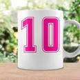 ピンク色背番号 10 チーム短大スポーツピンク色背番号付きユニフォーム コーヒーマグ ギフトのアイデア
