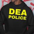Dea Police Drug Enforcement Administration フロントとバック パーカー 面白い贈り物