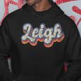 Leigh 名前入りシャツ カスタムレタリング 70年代 パーカー 面白い贈り物