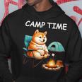 キャンプ Camp Time アウトドア 焚火 おもしろ 犬 柴犬好き 柴犬 名言 文字 面白い ふざけた ネタ パーカー 面白い贈り物