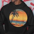 サンセット ビーチ ヤシの木 夏 バイブ レトロ トロピカル 夏 ビーチ パーカー 面白い贈り物