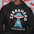 ゼブラヘッド脳侵略者面白いデザイン。 パーカー 面白い贈り物