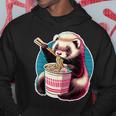 フェレットの飼い主かわいいカワイイアニメフェレットがラーメン丼シャツを食べる パーカー 面白い贈り物