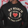 マイ・ハート・イズ・オン・ザッド・フィールド—ファニー・フットボール パーカー 面白い贈り物