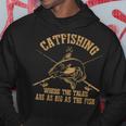 ヴィンテージ ナマズ 面白い ナマズ 釣り フィッシング フィッシャーマン パーカー 面白い贈り物