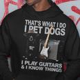 犬好き ギター ミュージシャン ペット 犬 演奏 ギター 面白い パーカー 面白い贈り物