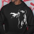 馬好きのためのエレガントな馬のシルエットのグラフィックアートデザイン。 パーカー 面白い贈り物