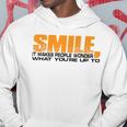 Smile It Makes People Wonder What You're Up To パーカー 面白い贈り物