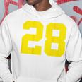 イエローナンバー28 背面 スポーツチーム ジャージ番号 パーカー 面白い贈り物