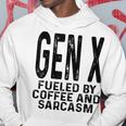 コーヒーと皮肉なユーモアに刺激された面白いジェネレーションx Gen X パーカー 面白い贈り物