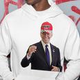 トランプの帽子をかぶったバイデンの陽気なグラフィック 長袖tシャツ パーカー 面白い贈り物