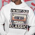 私は老けていない 私はクラシック 面白いレトロ テクニック パーカー 面白い贈り物