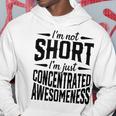 私は背が低いのではなくただ凝縮しているだけです素晴らしさ パーカー 面白い贈り物
