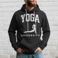 ヨガ 大学 大学 面白い パーカー 彼への贈り物