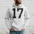 【バックプリント・背中側】17 数字 背番号 ユニフォーム ナンバー【ブラック／黒の文字】スポーツ 野球 サッカー 部活 パーカー 彼への贈り物