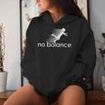 No Balance Girl スポーツとユーモアのための面白いパロディデザイン レディースパーカー 彼女への贈り物