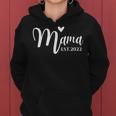 Mama Heart Est2022 Cute Pregnancy New Moms & Mothers-To-Be Women Hoodie