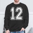 12番の前面と背面にホワイトのプリント。 スウェットシャツ 高齢者への贈り物