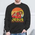 Jesus Has Your Back 柔術 レトロ クリスチャン スウェットシャツ 高齢者への贈り物